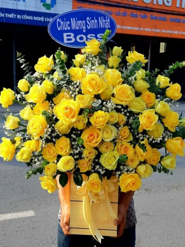giỏ hoa sinh nhật cho nữ
