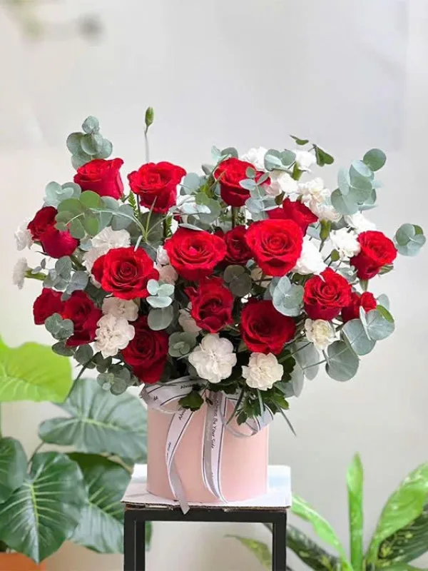 giỏ hoa sinh nhật cho nữ