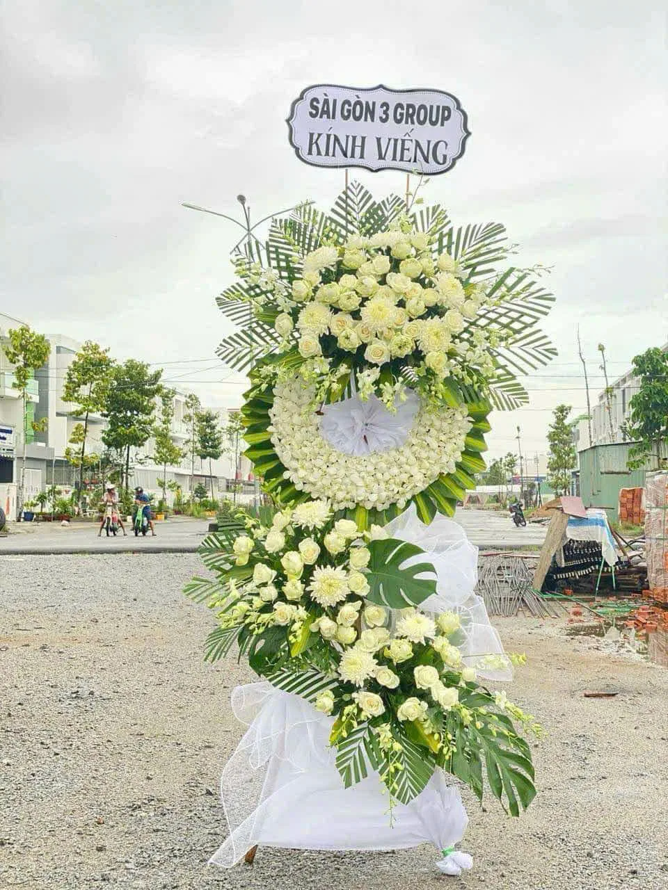 hoa viếng quận 9