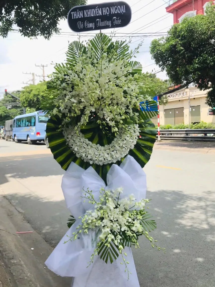 hoa viếng củ chi