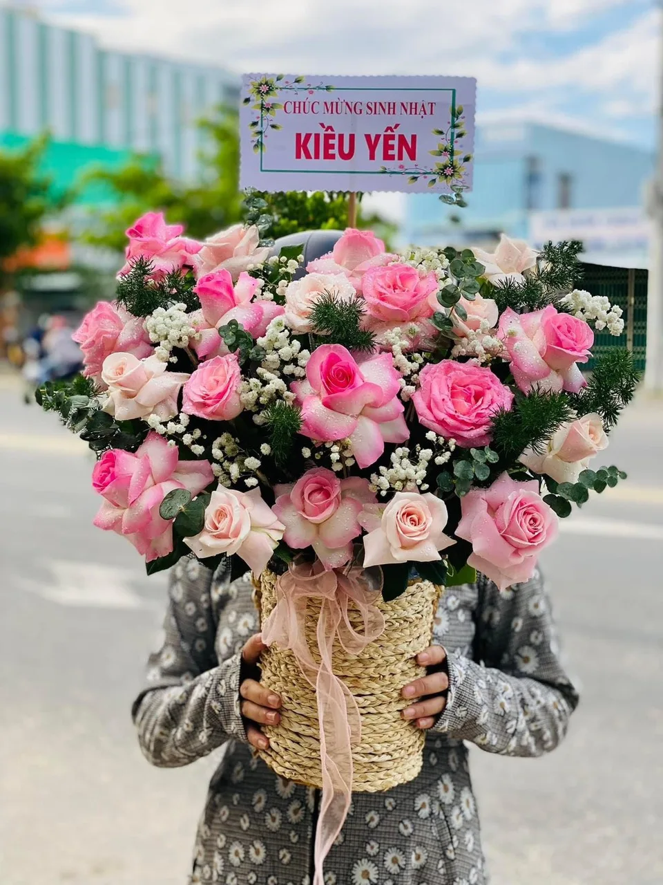 Tặng hoa khai trương