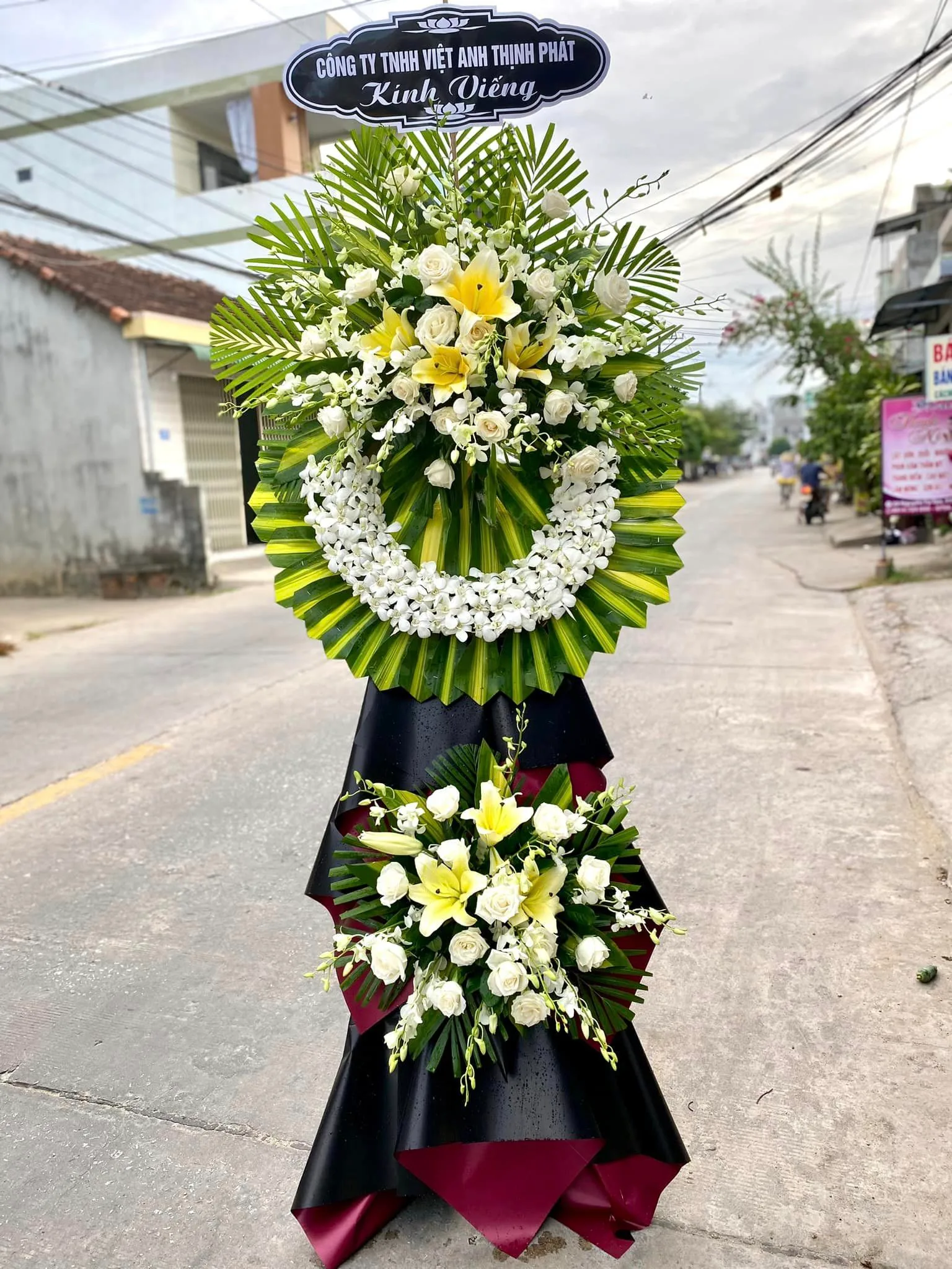 kích thước hoa viếng