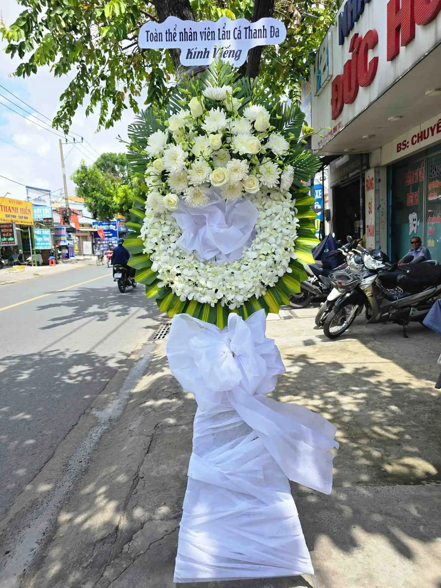 hoa viếng bình dương