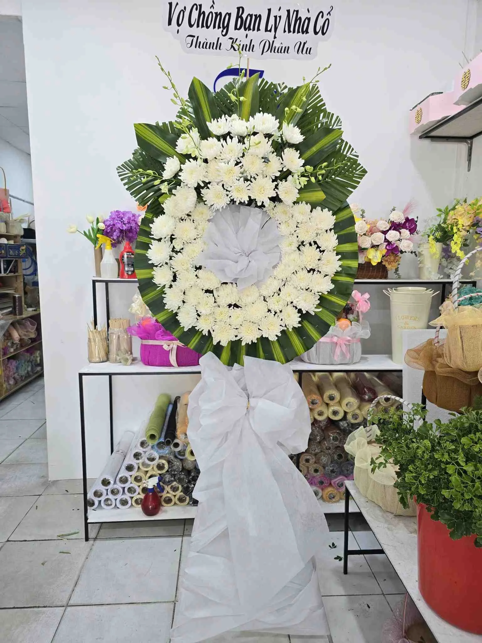 Hoa viếng cho người theo đạo Công giáo