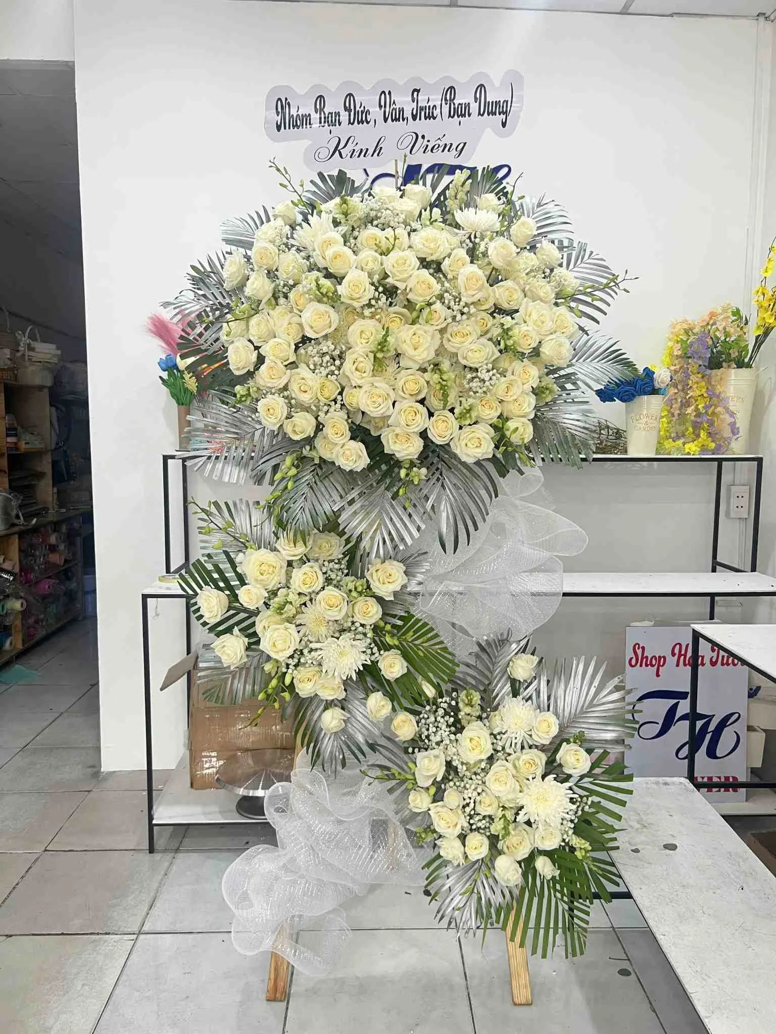 hoa viếng vũng tàu