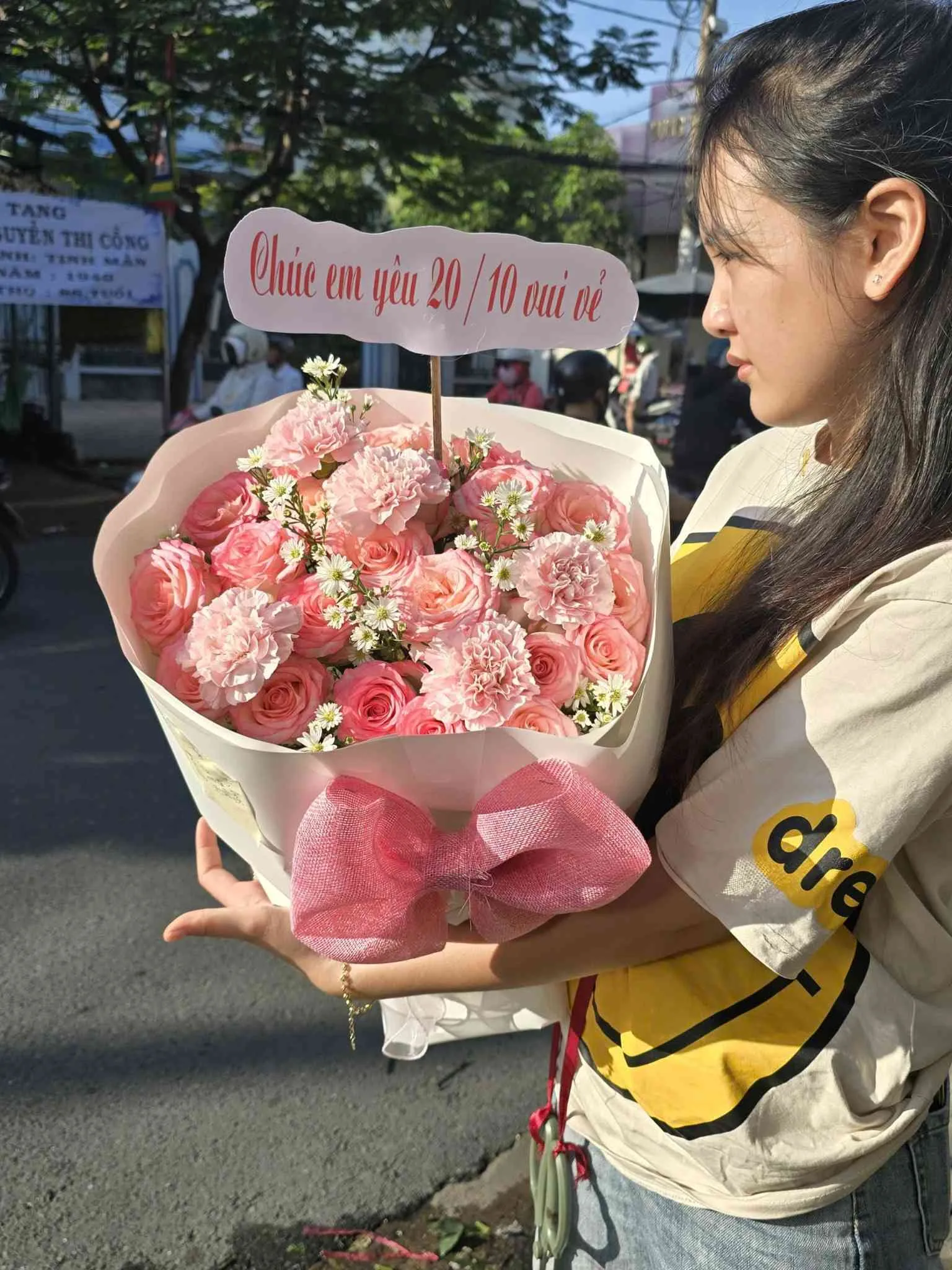 bó hoa tone hồng